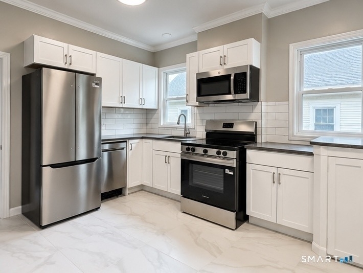 206 Jefferson Street - Photo 2