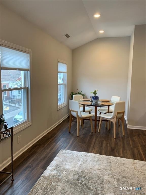 168c Greenwood Avenue - Photo 9