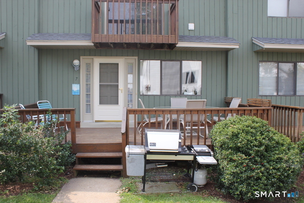 7 Clearwater Lane - Photo 0