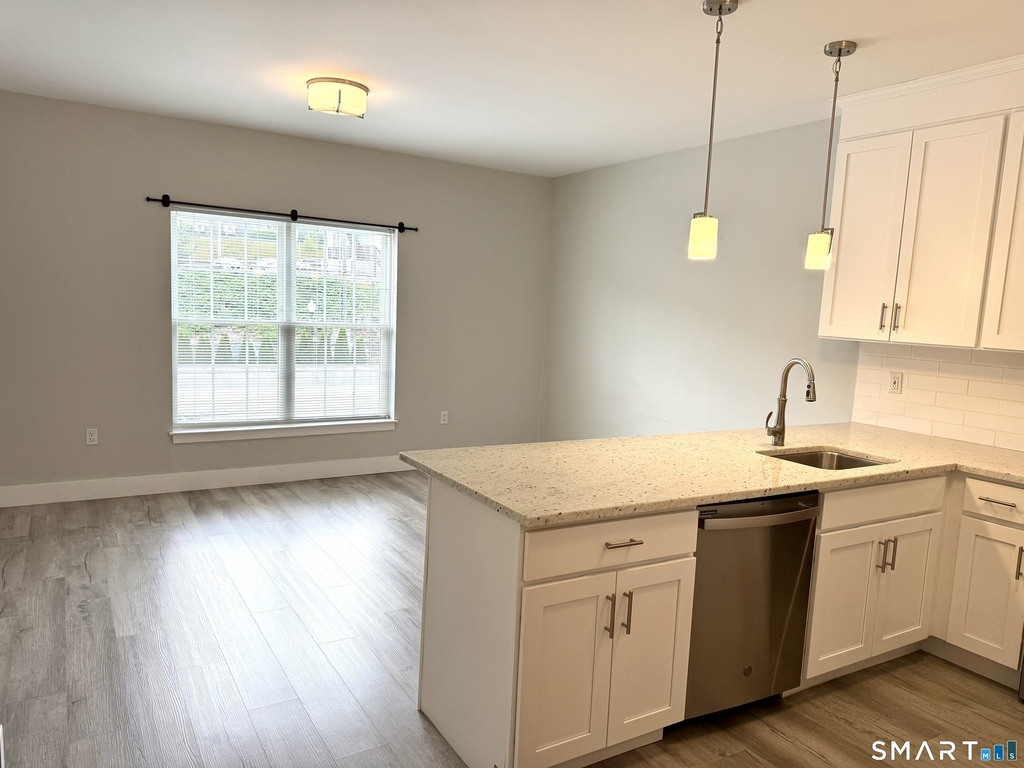 502 Howe Avenue - Photo 10