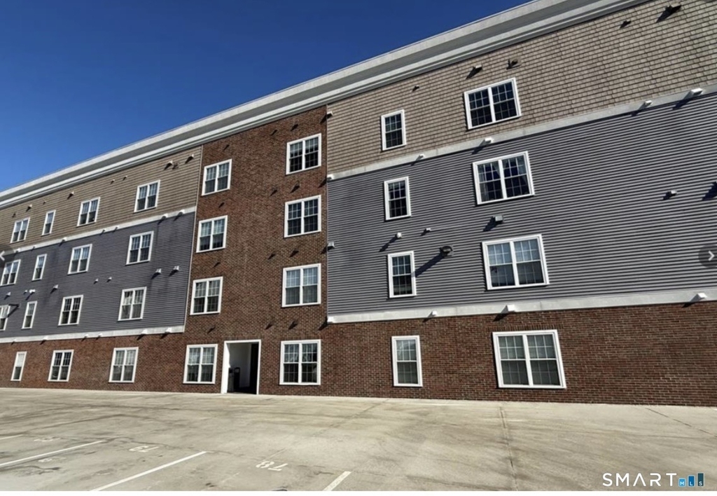 502 Howe Avenue - Photo 1