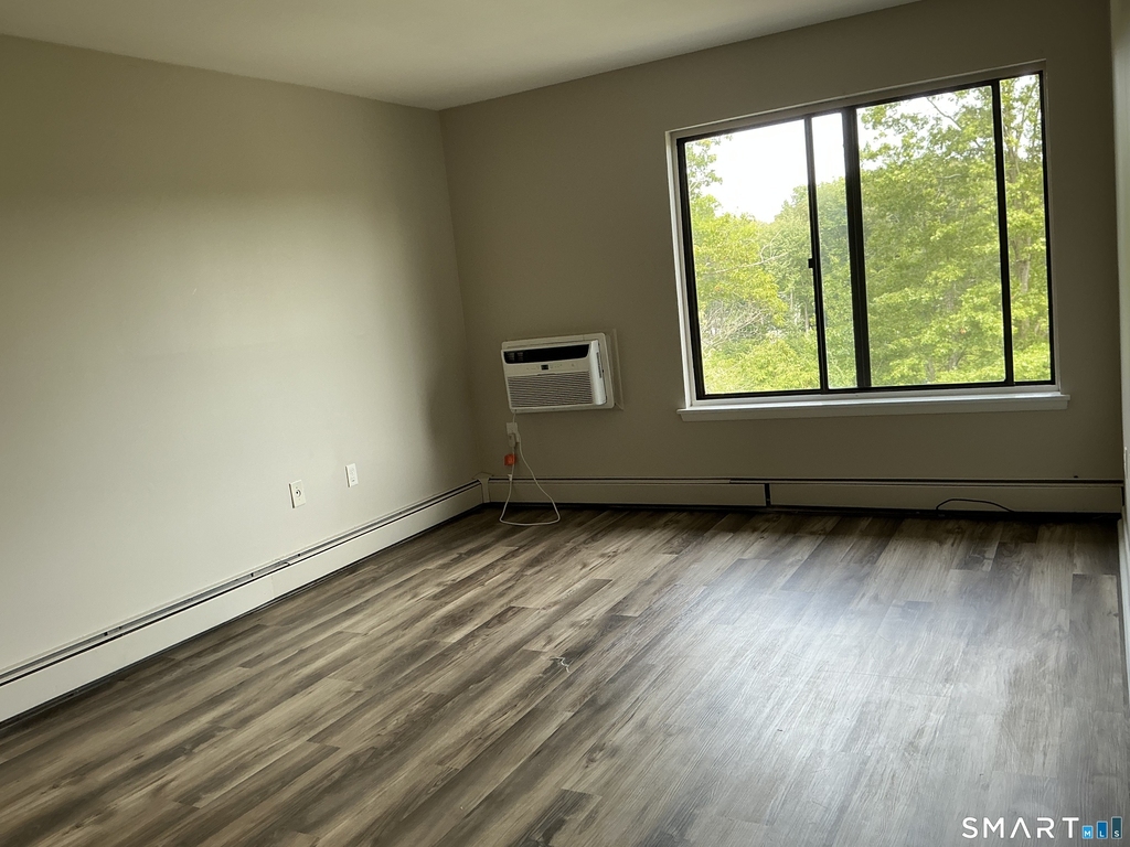 2315 Cromwell Hills Drive - Photo 15