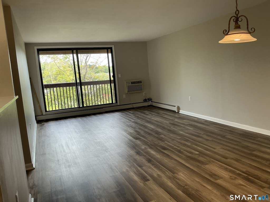 2315 Cromwell Hills Drive - Photo 7