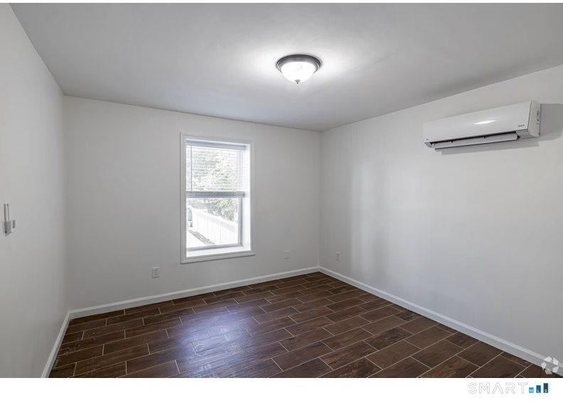 48 High Street - Photo 4