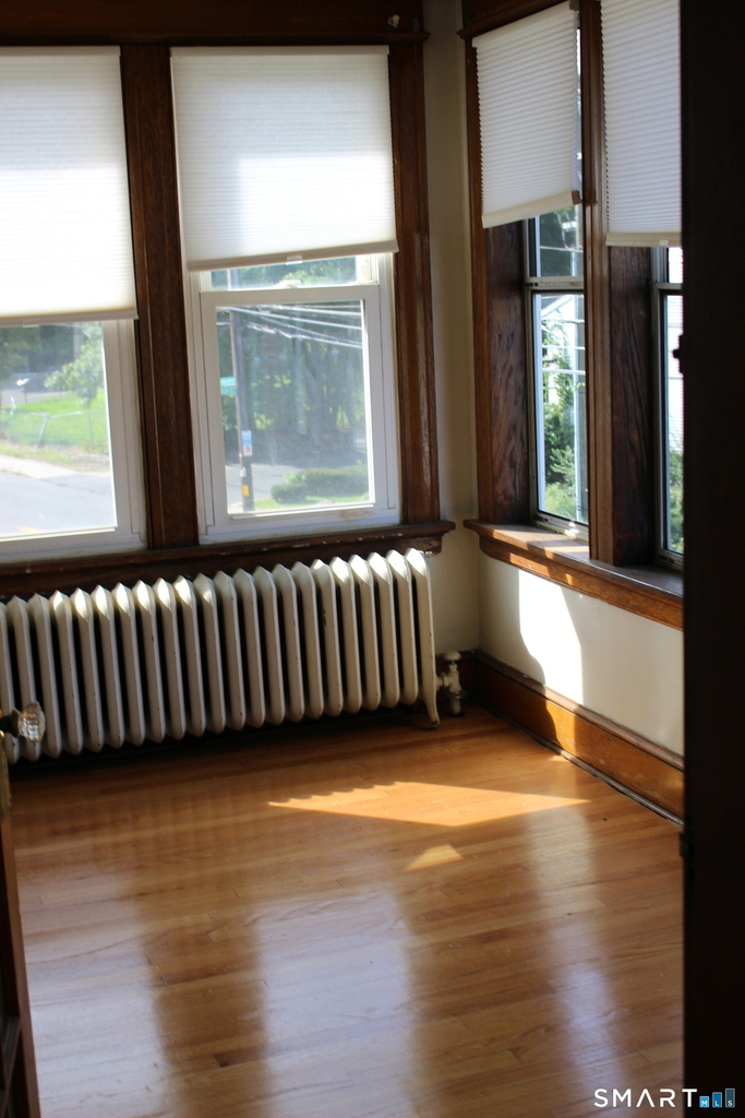 195 Highland Avenue - Photo 4