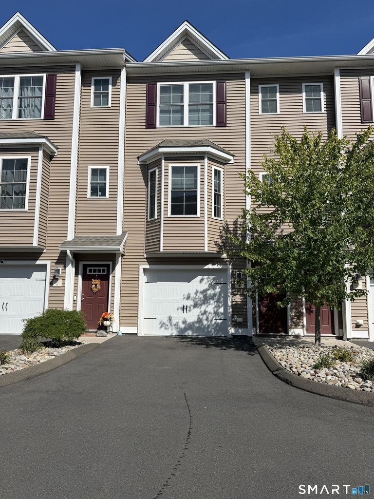 39 Eden Avenue - Photo 1