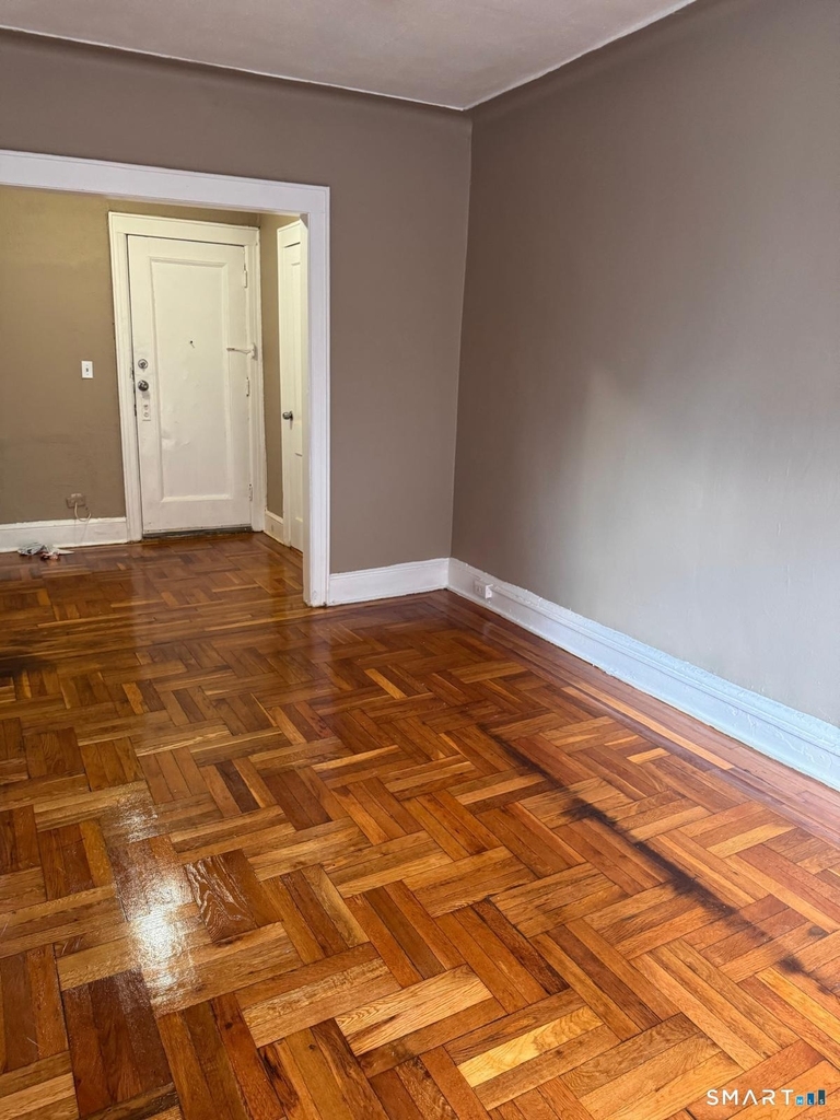 40 Sanford Place - Photo 2