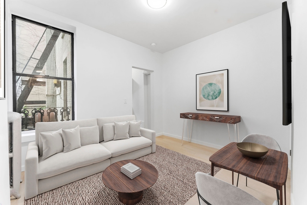 1578 Third Avenue  - Photo 3
