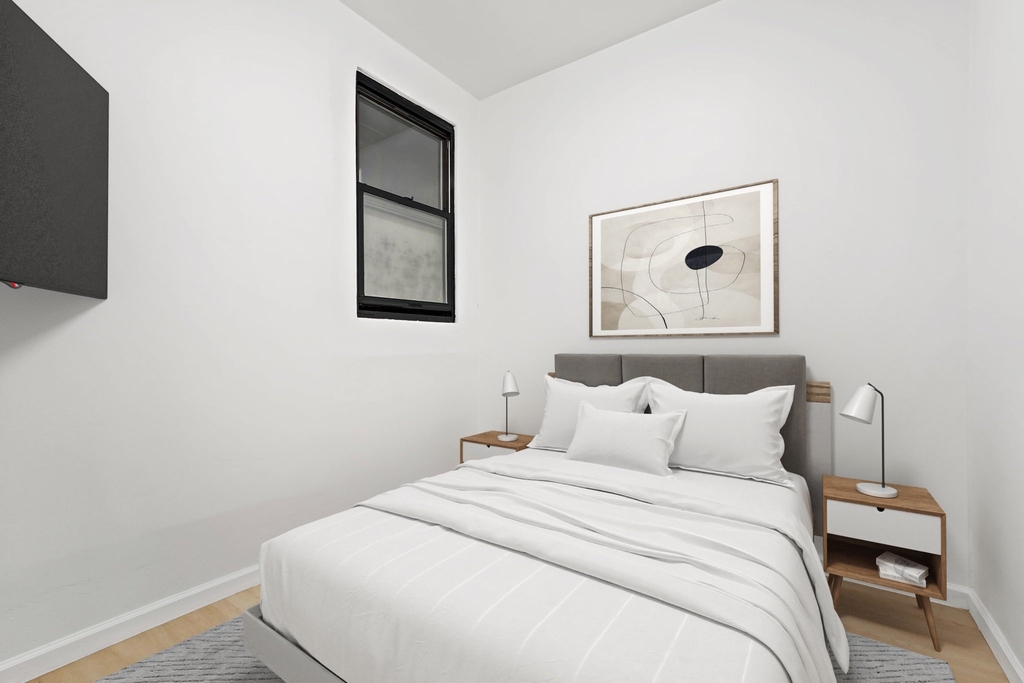 1578 Third Avenue  - Photo 3
