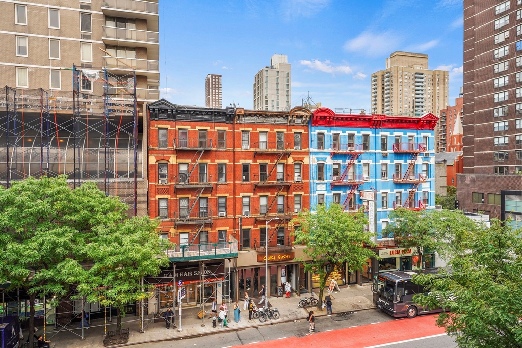 1578 Third Avenue  - Photo 8
