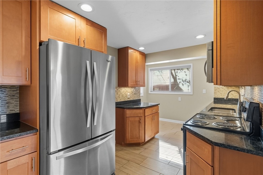 149 Anita Ave - Photo 5