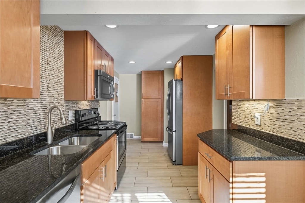 149 Anita Ave - Photo 3