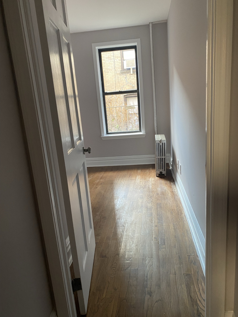 Thayer  Street - Photo 2