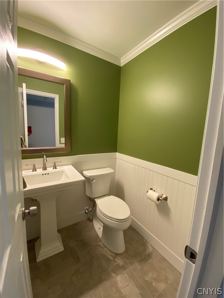447 Summerhaven Drive N - Photo 8