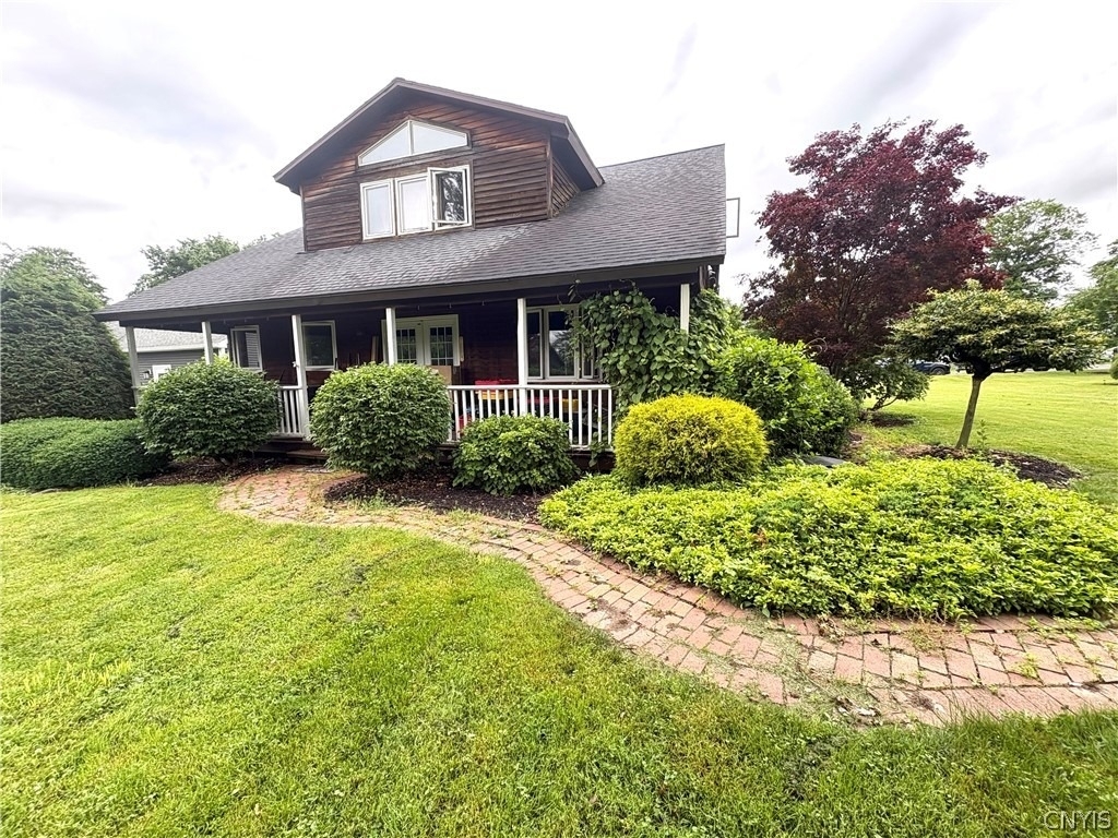 3582 Koenig Point Drive - Photo 1