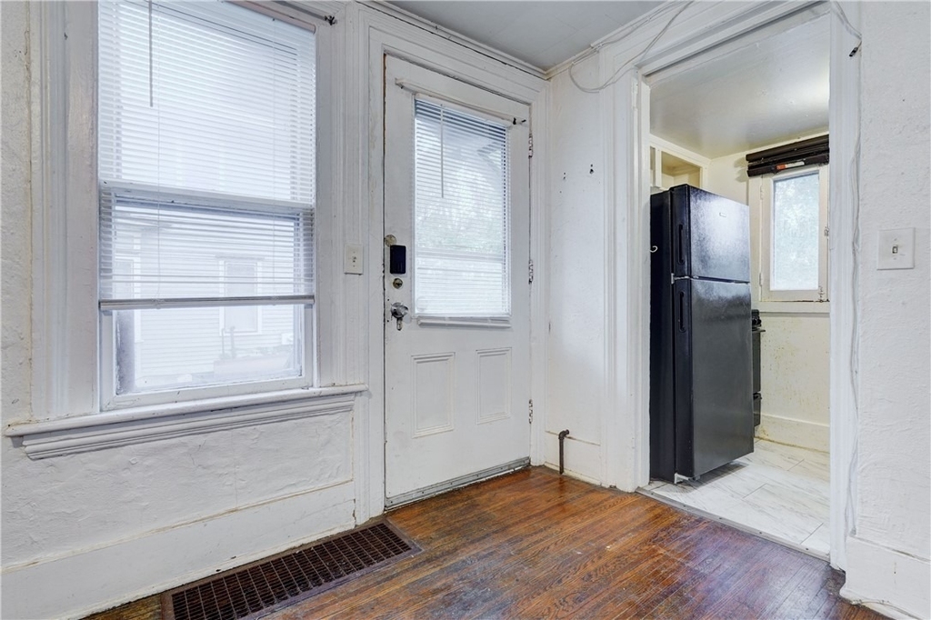 8 Rowley Street - Photo 3