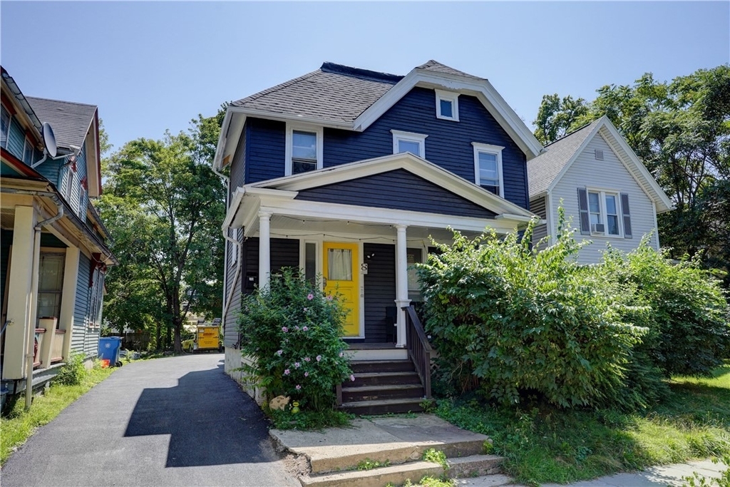8 Rowley Street - Photo 0