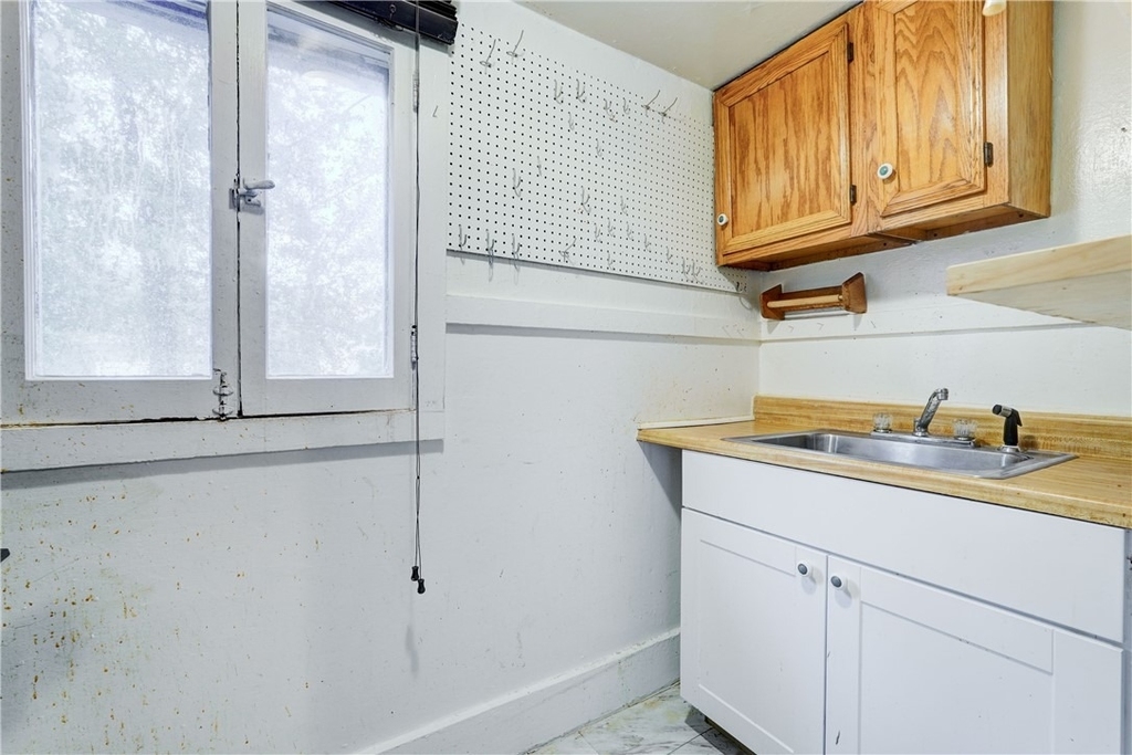 8 Rowley Street - Photo 8