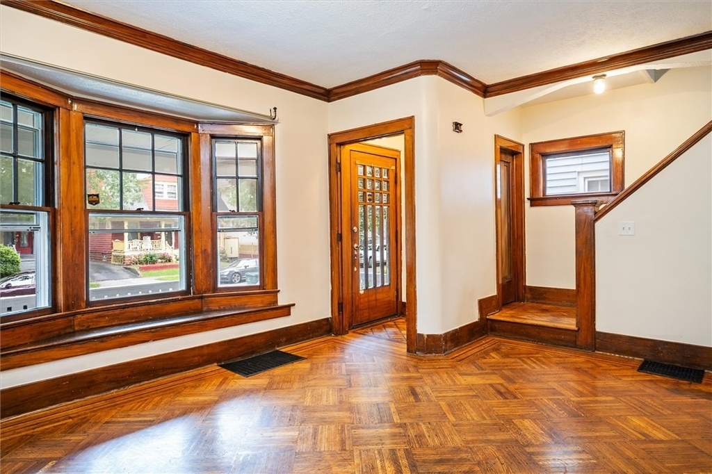 364 Rosewood Terrace - Photo 6