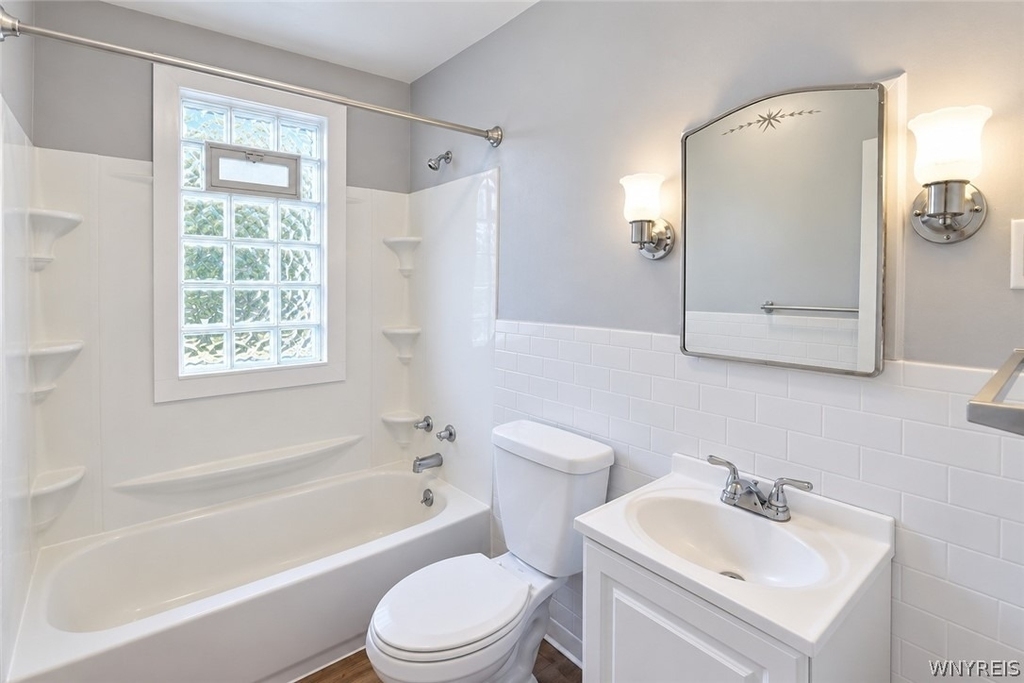1455 Sheridan Drive - Photo 8