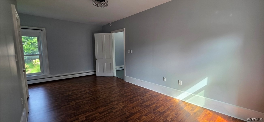 13068 Main St- Rear Unit - Photo 25