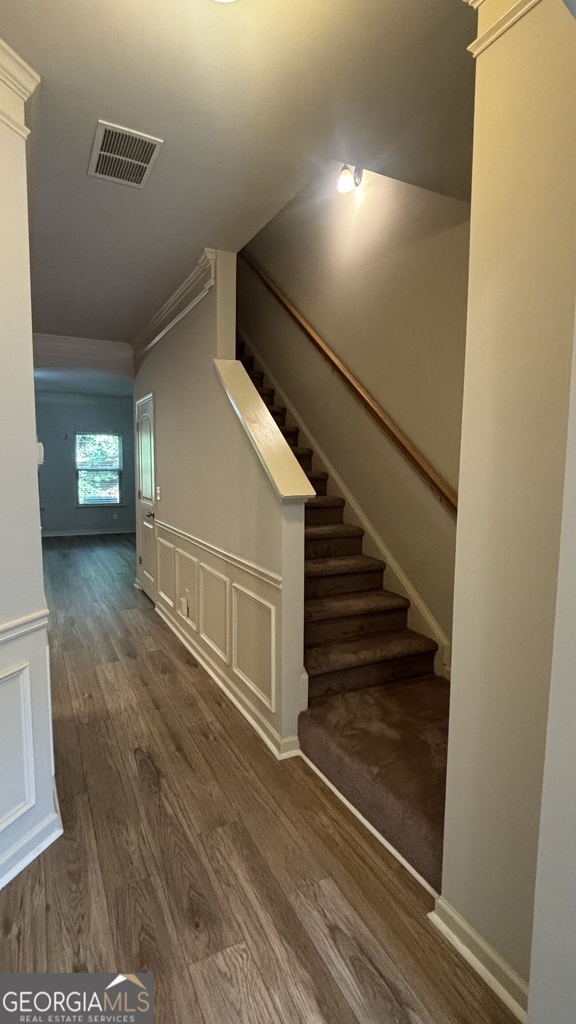 323 Knelston Oak Drive - Photo 1