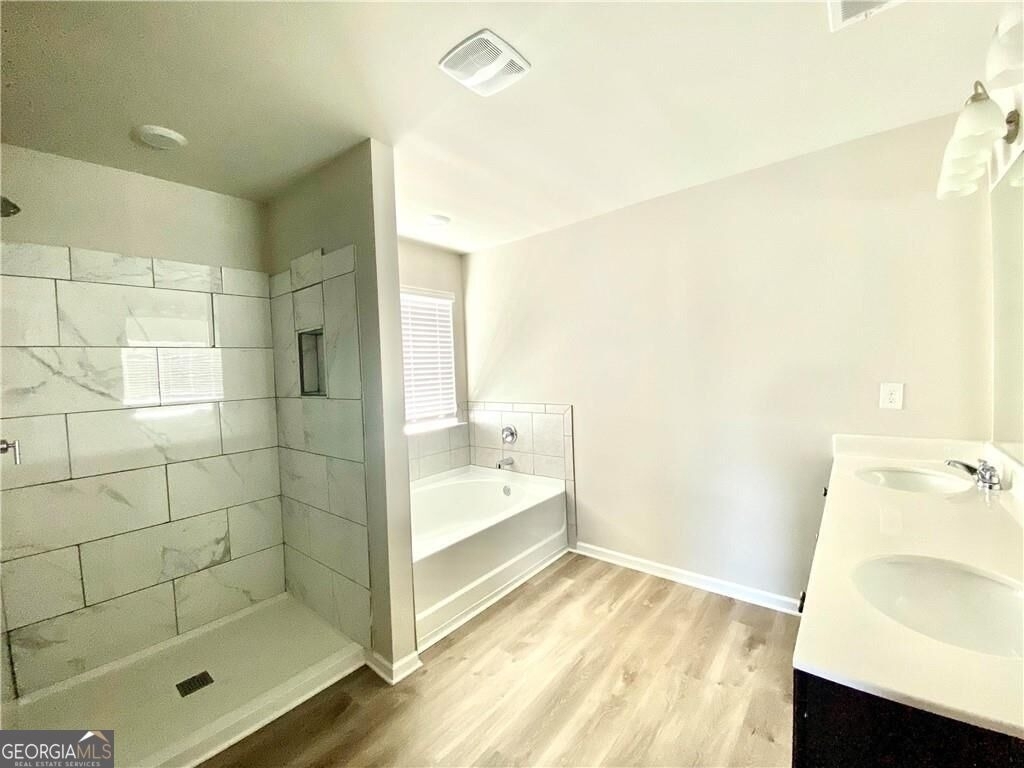 1329 Rosemary Lane - Photo 11