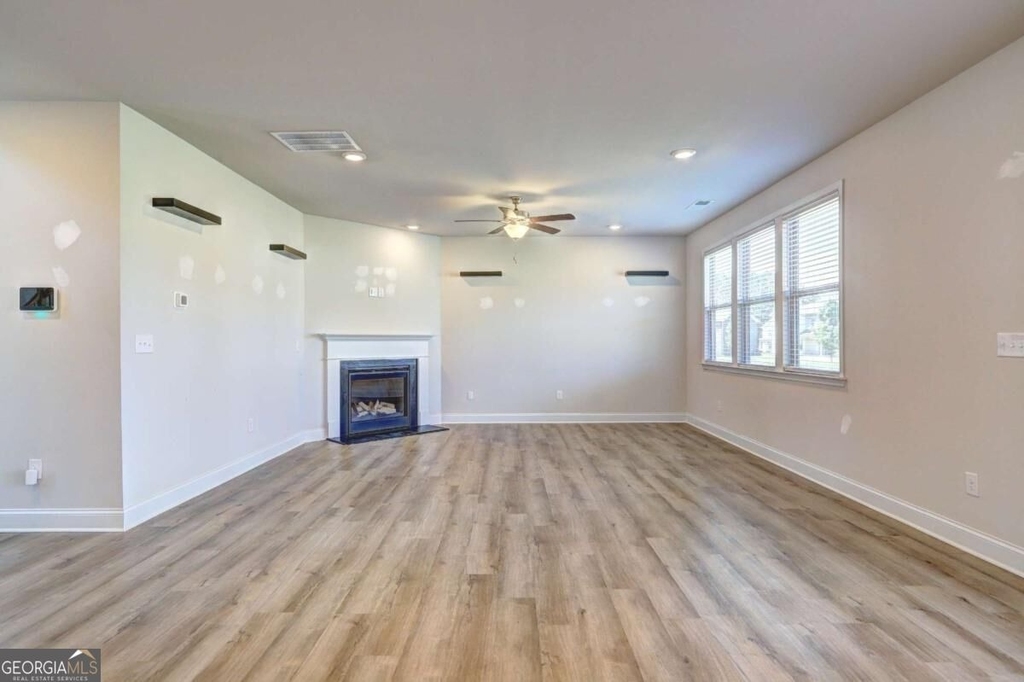 188 Blue Iris Court - Photo 3