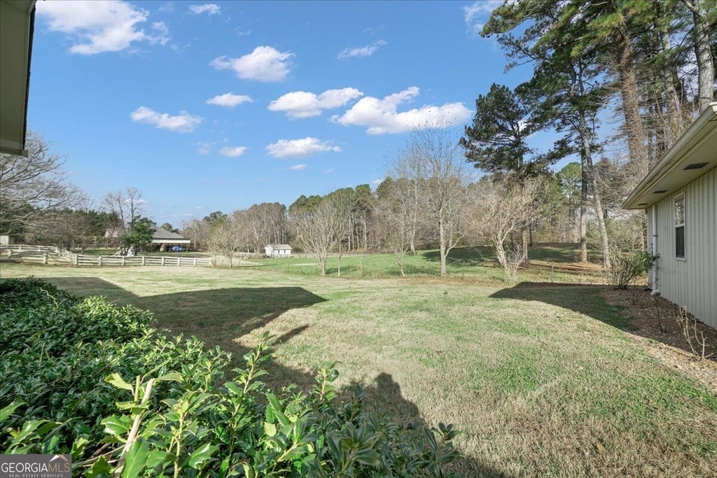 2005 Wilkie Road - Photo 14