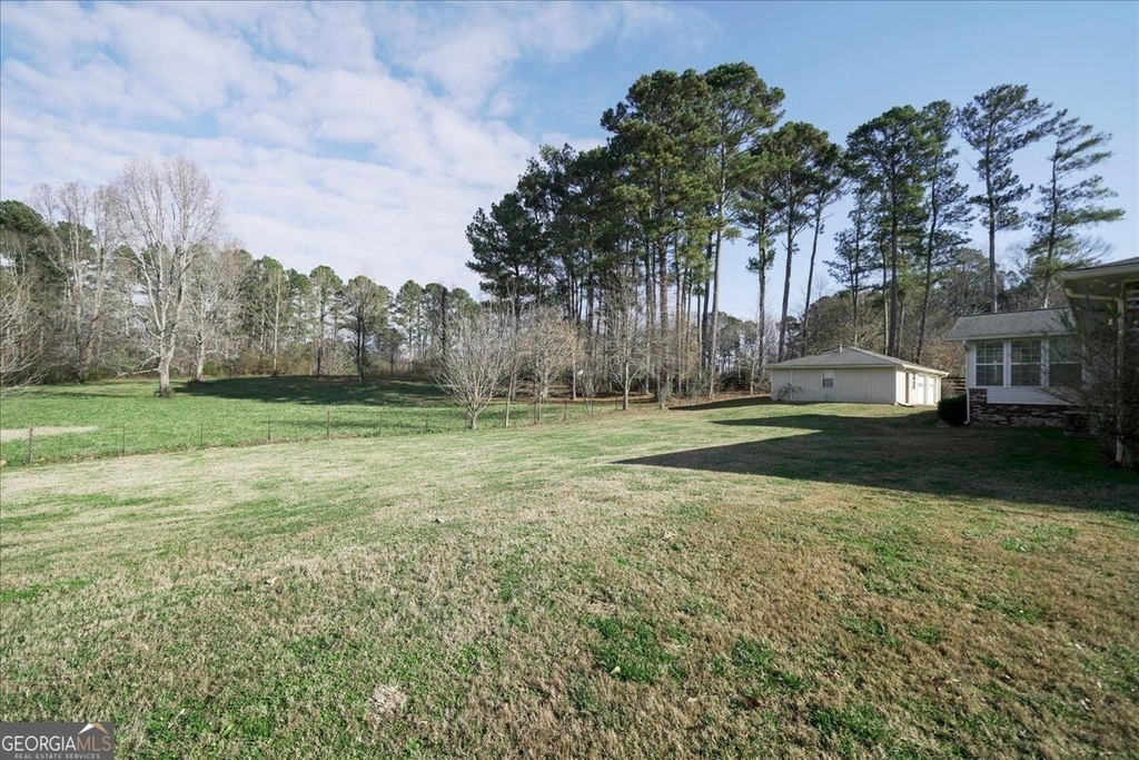 2005 Wilkie Road - Photo 17