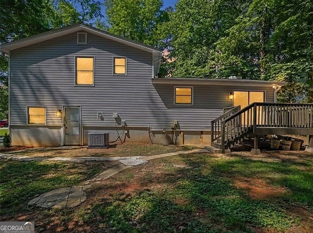 1909 Suwanee Valley Road - Photo 17