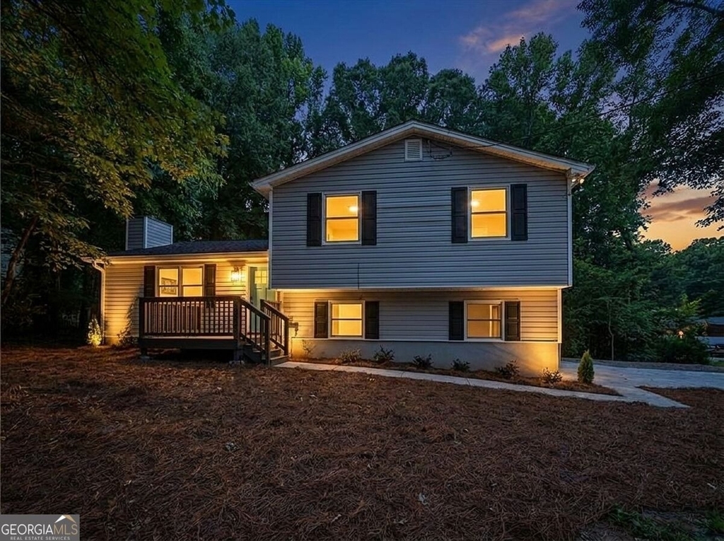 1909 Suwanee Valley Road - Photo 1