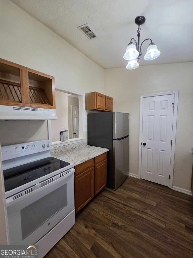 403 S Ashley Street - Photo 11