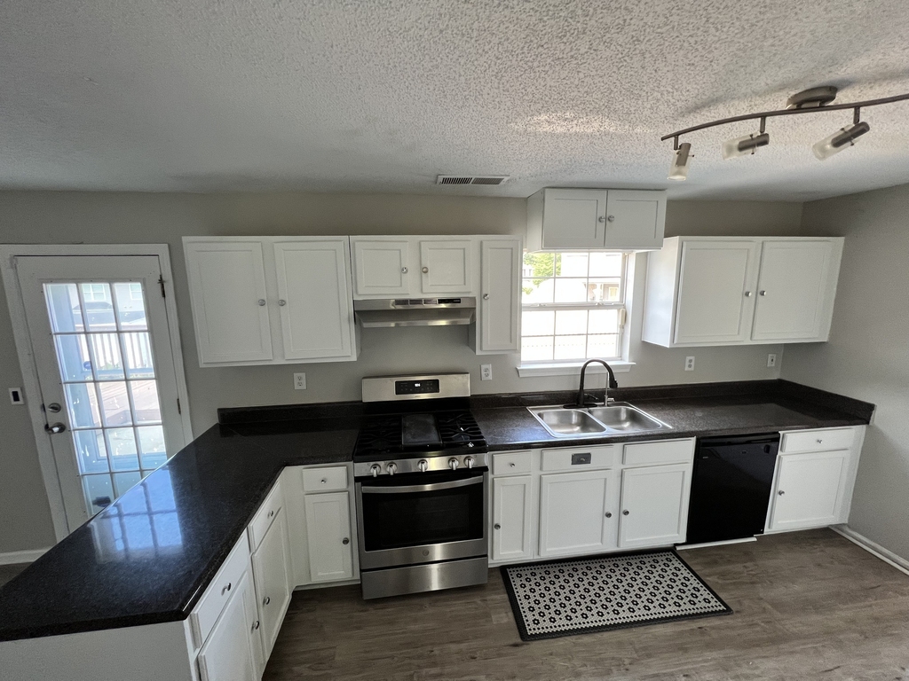 448 Canoga Court - Photo 23