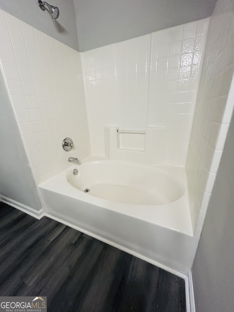 1160 Maple Valley Court - Photo 10