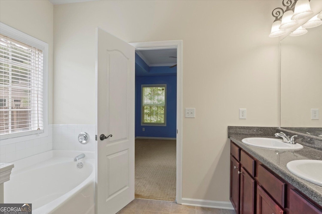 6293 Colonial View - Photo 9