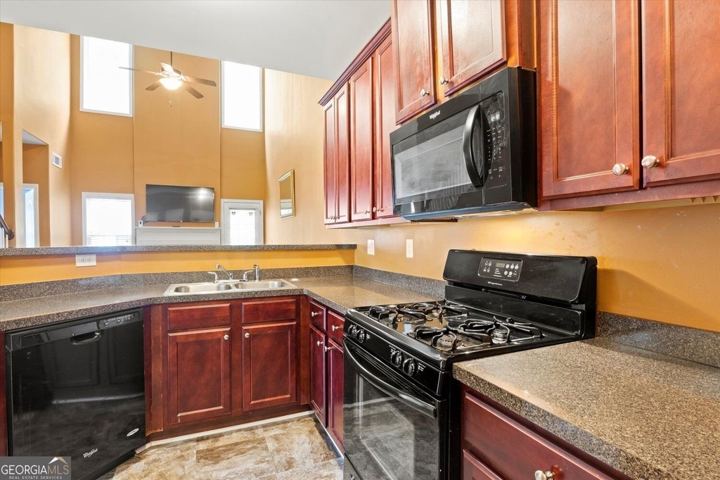 6293 Colonial View - Photo 4
