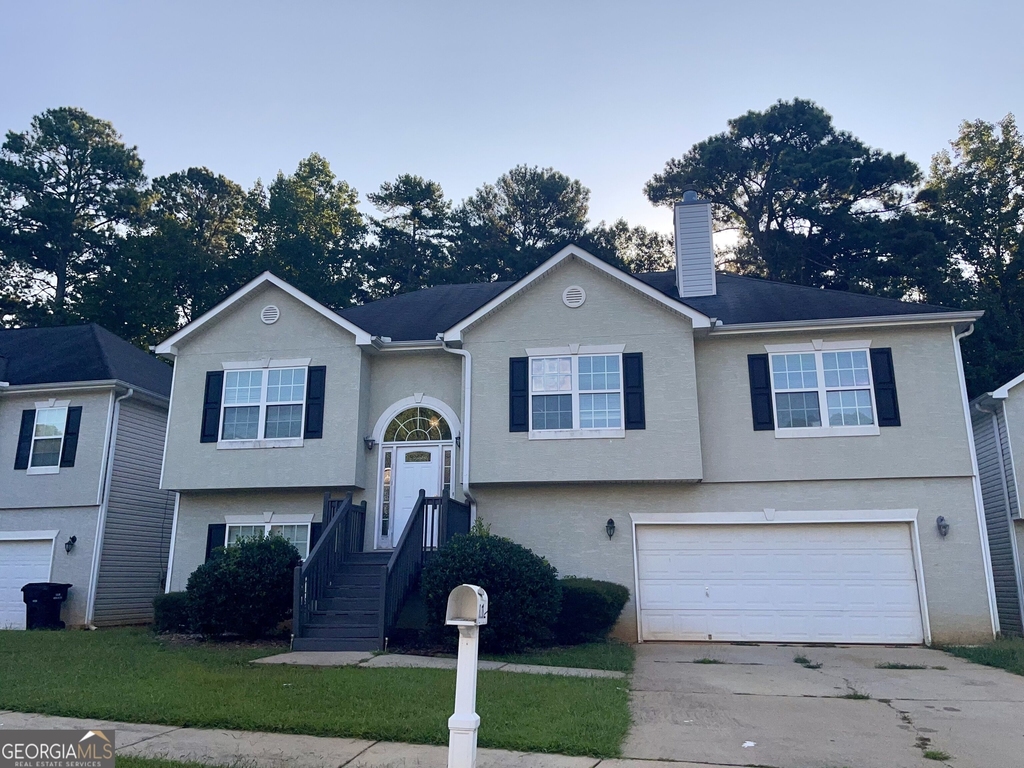 8262 Parkwood Place - Photo 0