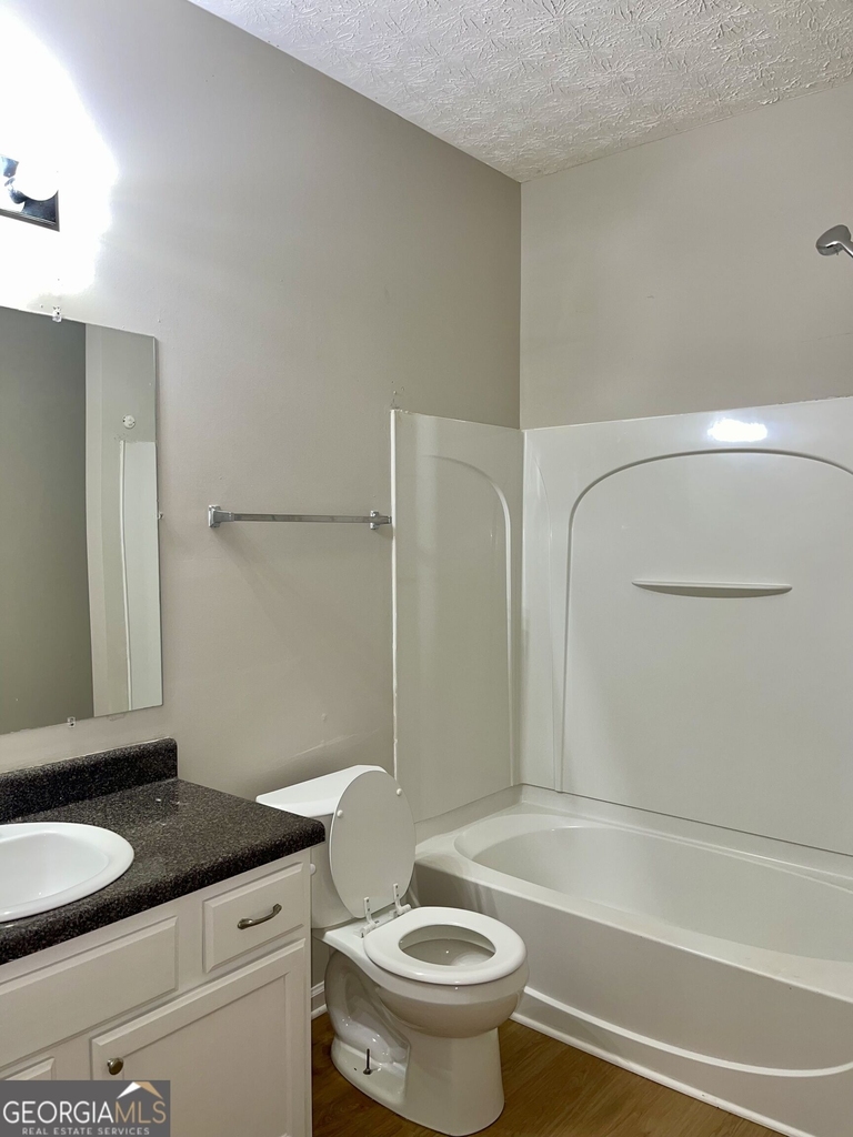 8262 Parkwood Place - Photo 12