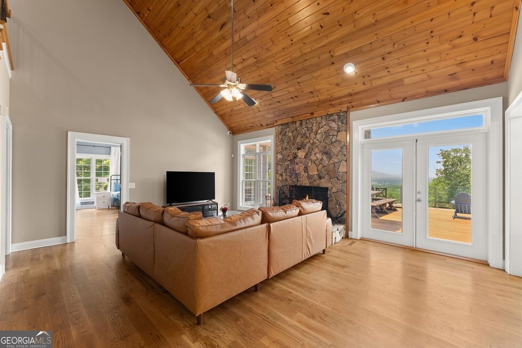 265 Lynda Lane - Photo 11