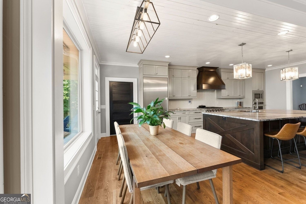 265 Lynda Lane - Photo 24