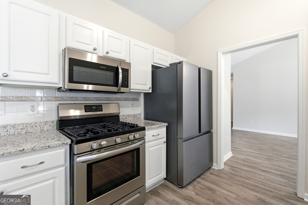 1321 Log Cabin Lane - Photo 17