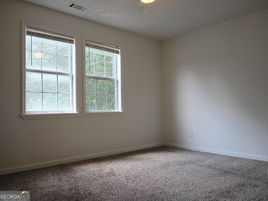 114 Lafayette Court - Photo 13