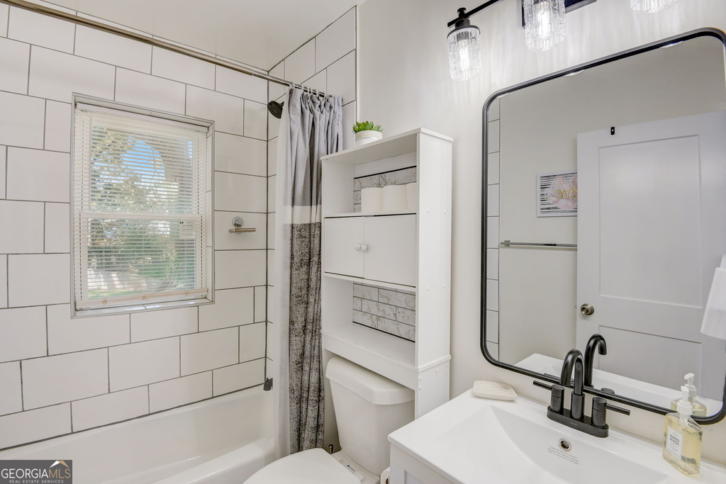 711 Campbell Circle - Photo 10