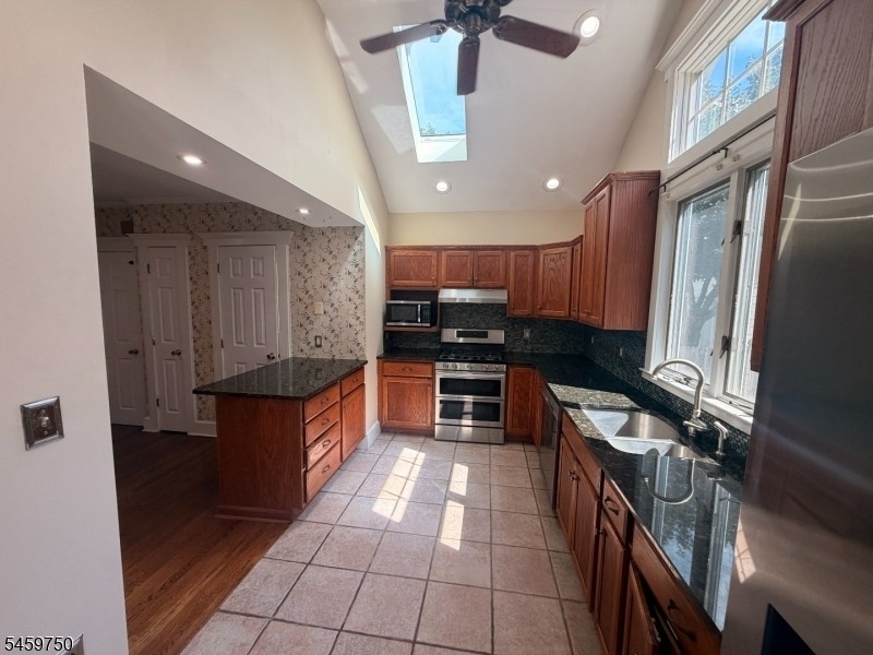 33 Poplar Ave - Photo 8