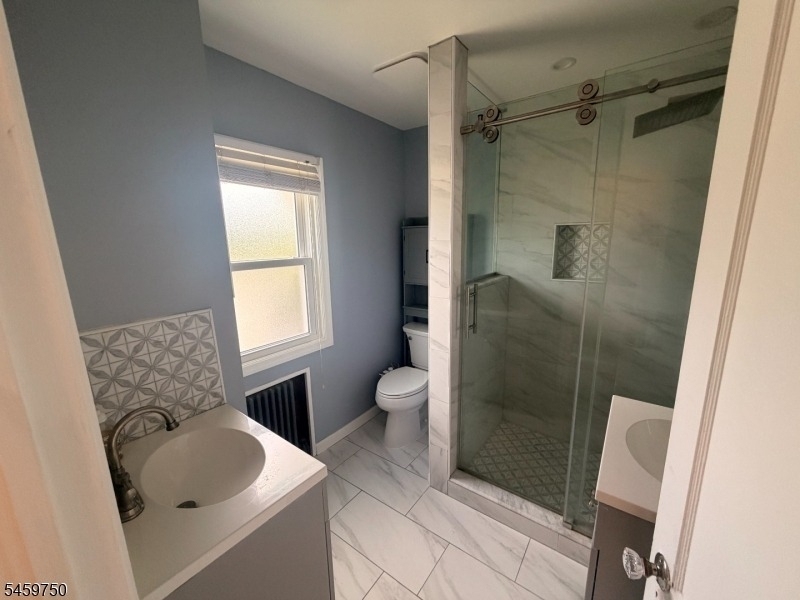 33 Poplar Ave - Photo 12