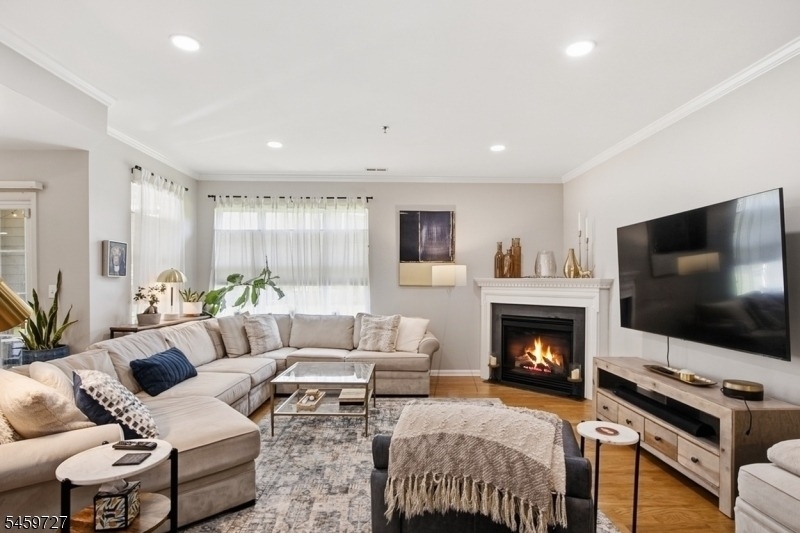 61 Taft Ln - Photo 1