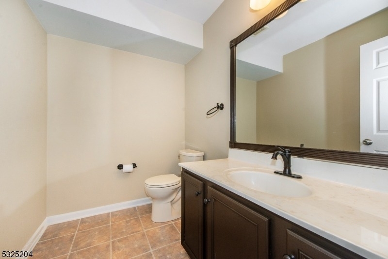 2 Meadow Lakes Dr - Photo 16