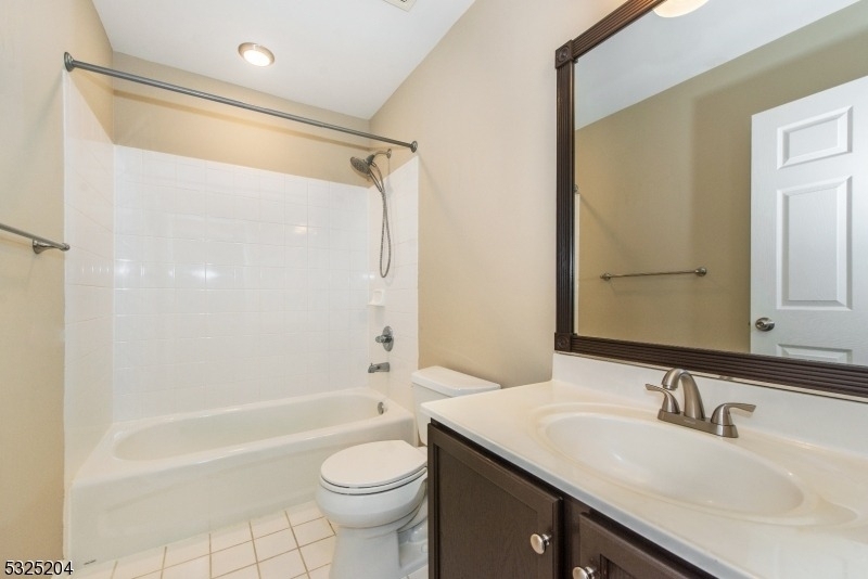 2 Meadow Lakes Dr - Photo 15