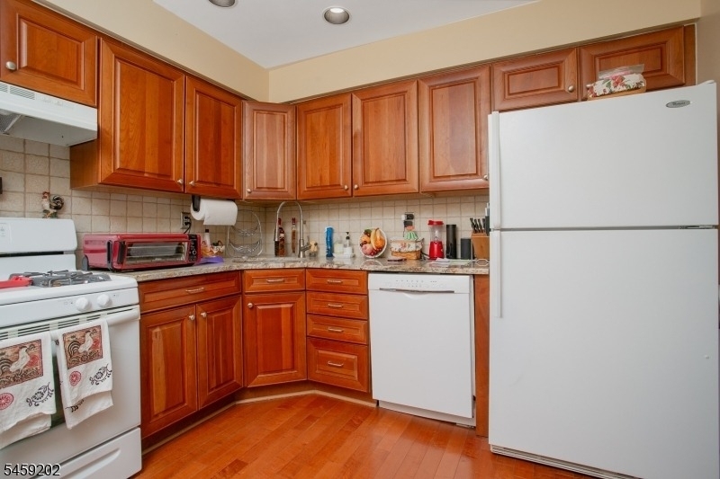 63 Averell Dr - Photo 4
